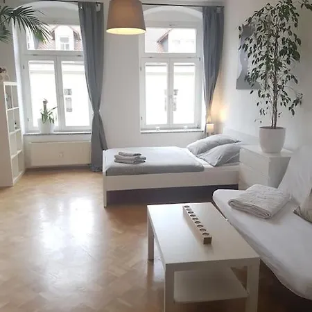 In Neustadt Louisenstrasse *